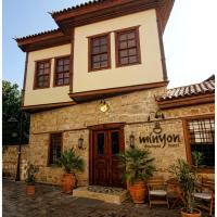 Minyon Hotel, hotel i Kaleici, Antalya