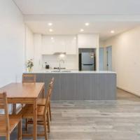 Nice and Clean Apartment with Free Wifi and Netflix, hotel in Bankstown