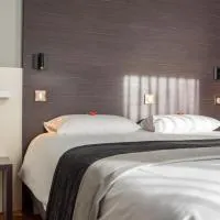 Le Merceny Motel, готель у місті Бастонь