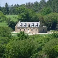 Gîte de Kerlouérien Botsorhel, hotel u gradu Botsorhel