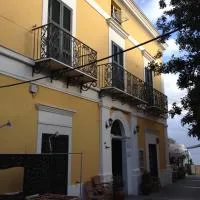Hotel Mezzatorre, hotel di Ventotene