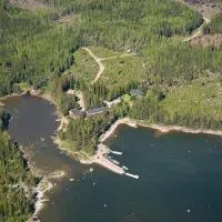 Sea Hotel Mäntyniemi, готель у місті Siltakylä