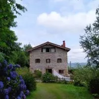 Casa Rural Haitzetxea, hotel a Zugarramurdi
