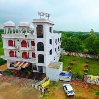 Hotel White Tulip-5 mins from Airport with Swimming Pool, hotel near Maharana Pratap Airport - UDR, Udaipur