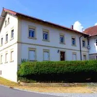 Villa Merzbach - Wohnen wie im Museum mit Komfort, hotell sihtkohas Untermerzbach