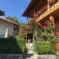 Guest House Roden Dom, готель у місті Копривштиця