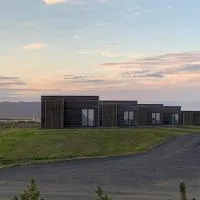 Heima Holiday Homes, מלון בסלפוס