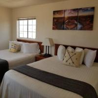 071A Private Studio near South Rim Sleeps 6- No Kitchen, hotel berdekatan Grand Canyon National Park Airport - GCN, Valle