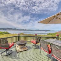 Rustic Guemes Beach Cabin, hotel poblíž Letiště Anacortes - OTS, Anacortes