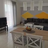 Apartman Lorna, מלון בטוראני