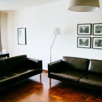 Typical Apartment in Lisbon, Campo Grande (Parking included)