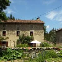 La Fontaine des Thiolles, hotel u gradu Saint-Germain-lʼHerm