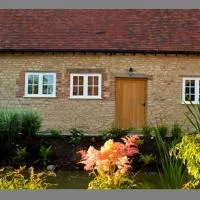 Court Farm Barns, hotel em Warborough