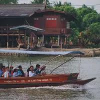 Bansuwan Homestay, ξενοδοχείο σε Amphawa