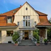 Hotel Villa Meererbusch, отель в городе Мербуш