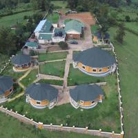 Karobwa Summit View, hótel í Fort Portal