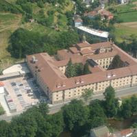 Parador de Corias, hotel u gradu Kangas del Narsea