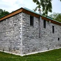 Guesthouse Shtini, hotel v destinácii Fshat