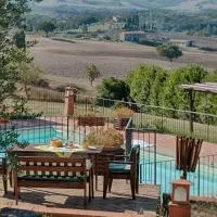 Podere La Ciabatta, hotel v destinaci Casole dʼElsa