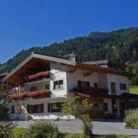 Hotel Ennskraxblick, hotel em Kleinarl