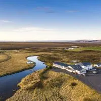 Skulagardur Country Hotel، فندق في Garður