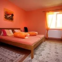 Penzion Tři Koruny - budova Valerie, hotel u gradu Havraníky