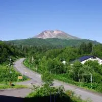 K's House Hokkaido - Asahidake Onsen Hostel, hotel a Higashikawa
