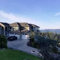 Redondo waterfront house with a private room, hotel a Federal Way