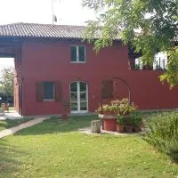 SANTA MARIA DI LORGANA, מלון בMinerbio
