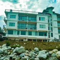 Hotel River Retreat, hotell i Kangra