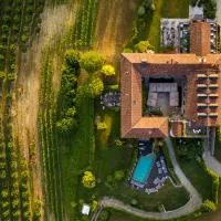 Relais Villa D'Amelia, hotel a Benevello