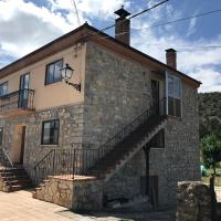 Casa de Pueblo con Merendero Alquilable Opcionalmente