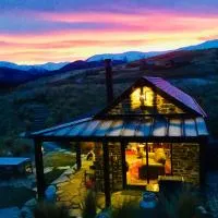 Arrowtown में, होटल Hawkridge Chalet - Honeymooners Chalet