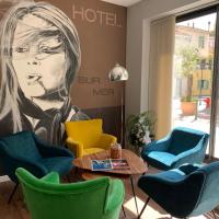 Holidays & Work HOTEL, hotel i Sanary-sur-Mer