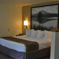 Super 8 by Wyndham Lebanon, hotel din Lebanon