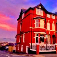 Greylands Guest House, hotel v mestu Llandrindod Wells