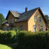 Krūmiņmāja, hotel v destinácii Staicele