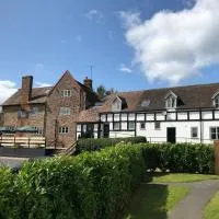 The Hopton Crown, מלון בCleobury Mortimer