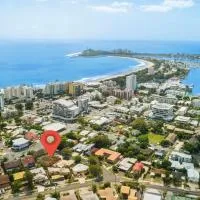 2 Bedroom Unit Mooloolaba- Walk to the Beach, hotel in Mooloolaba