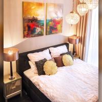 Comfort and Style in City Center with Ensuite Bathroom on Schaafenstraße