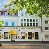 Hotel Haus Kleimann-Reuer، فندق في غلادبك