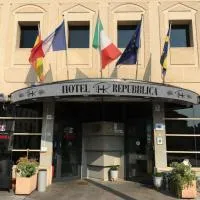 HR Hotel, hotel din Monfalcone