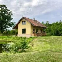 Guesthouse Sidrabozoli, hotel en Līči