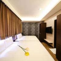 Maple Hotel Second Branch, hotel in: South District, Tainan