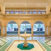 OCEANA Hotel & Spa، فندق في الحمامات