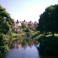 Riverside Guest House, hotel in Morpeth
