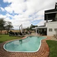 Dusk to Dawn Guesthouse، فندق في بيت ريتيف