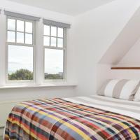 Coastguard's Cottage, hotel in Pett