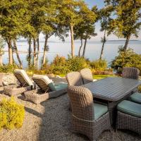 Orcas Beach Cottage, hotel cerca de Aeropuerto de Orcas Island - ESD, Eastsound