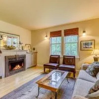 3 Bed 3 Bath Vacation home in Eastsound, hotel a Eastsound